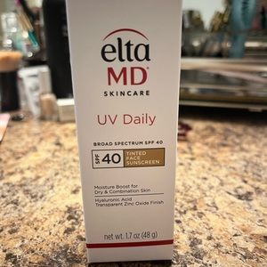 ELTA MD Skincare UV Daily Tinted Moisturizer